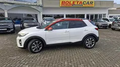 Branco Usado 2018 Kia Stonic Urban SUV | € 12.850 (Super Preço)