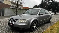Cinzento Usado 2002 VW Passat | € 3.900 (Preço justo)