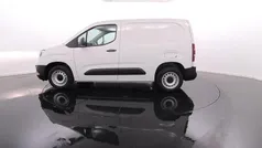 Branco Usado 2023 Opel Combo Monovolume | € 19.900 (Preço justo)