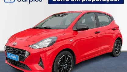 Vermelho Usado 2021 Hyundai i10 Comfort Citadino | € 14.500 (Preço justo)