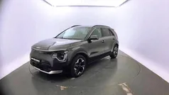 Cinzento Usado 2023 Kia e-Niro SUV | € 30.950 (Preço justo)