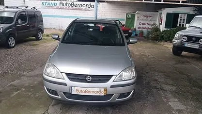 Usado Opel Corsa 75 HP (55 kW) 2004 Cinzento Citadino