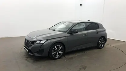 Usado Peugeot 308 Allure 130 HP (95 kW) 2023