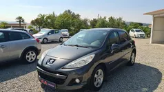 Cinza Usado 2011 Peugeot 207 Citadino | € 6.400 (Preço justo)