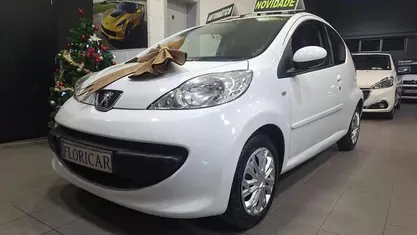 Branco Usado 2006 Peugeot 107 Active Citadino | € 6.900 (Super Preço)
