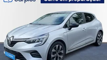 Usado Renault Clio V Evolution 100 HP (73 kW) 2023 Cinza