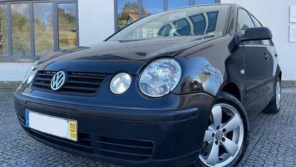 Usado VW Polo 64 HP (47 kW) 2002 Preto Sedan