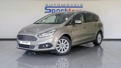 Usado Ford S-MAX S 150 HP (110 kW) 2017 Cinzento Monovolume