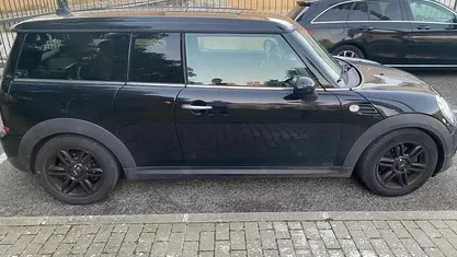 Usado Mini Cooper D Clubman 112 HP (82 kW) 2014 Preto Carrinha