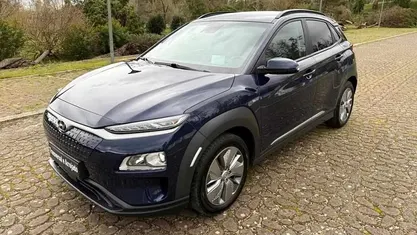 Usado Hyundai Kauai Premium 150 kW (204 HP) 2020 Azul escuro SUV