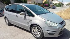 Cinzento Usado 2012 Ford S-MAX S Monovolume | € 9.000 (Preço justo)
