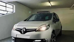 Cinzento Usado 2015 Renault Scénic III Monovolume | € 6.990 (Super Preço)