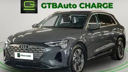 Cinza Usado 2024 Audi Q8 e-tron Advanced Plus SUV | € 59.999 (Bom preço)