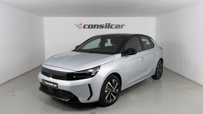 Cinza Usado 2024 Opel Corsa GS Line Citadino | € 14.980 (Preço justo)