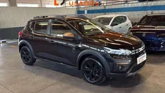 Preto Usado 2024 Dacia Sandero Citadino | € 17.990 (Preço justo)