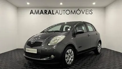 Cinzento Usado 2008 Toyota Yaris | € 7.900 (Preço justo)