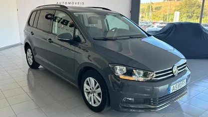 Cinza Usado 2022 VW Touran Monovolume | € 29.950 (Preço justo)