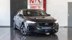 Cinza Usado 2022 Ford Focus ST-Line | € 19.750 (Preço justo)
