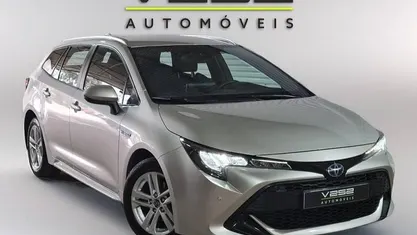 Cinzento Usado 2019 Toyota Corolla | € 16.950 (Preço justo)