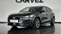 Cinzento Usado 2022 Ford Focus | € 19.900 (Preço justo)
