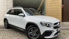 Branco Usado 2020 Mercedes GLB180 AMG line SUV | € 40.900 (Preço justo)