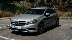 Cinza Usado 2014 Mercedes A180 Urban | € 12.990 (Bom preço)