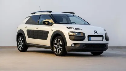Usado Citroën C4 Cactus 82 HP (60 kW) 2016 Branco Citadino