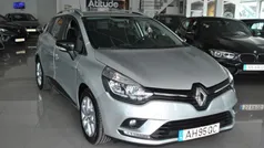 Cinza Usado 2021 Renault Clio V LIMITED Carrinha | € 14.970 (Preço justo)