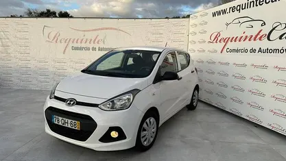 Branco Usado 2014 Hyundai i10 Citadino | € 6.990 (Preço justo)