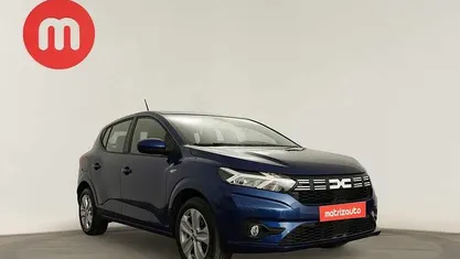 Azul Usado 2024 Dacia Sandero Expression | € 15.499 (Bom preço)