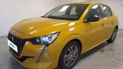 Amarelo Usado 2022 Peugeot 208 Active Citadino | € 15.400 (Preço justo)