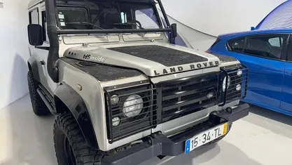 Usado 2002 Land Rover Defender SUV | € 29.900 (Bom preço)