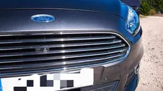 Cinzento Usado 2016 Ford S-MAX S Monovolume | € 18.500 (Preço justo)
