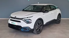 Branco Usado 2023 Citroën e-C4 Feel Sedan | € 24.750 (Bom preço)