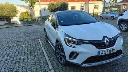 Usado Renault Captur 131 HP (96 kW) 2022 Branco SUV