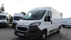 Branco Usado 2017 Peugeot Boxer Premium Van | € 16.500 (Preço justo)