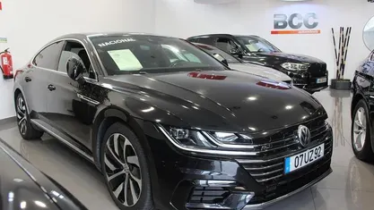 Usado VW Arteon R-line 150 HP (110 kW) 2018 Sedan