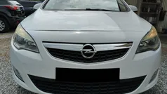 Branco Usado 2015 Opel Astra Selection Citadino | € 8.950 (Preço justo)