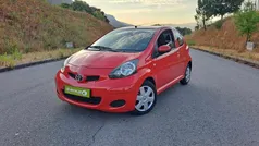 Vermelho Usado 2009 Toyota Aygo Citadino | € 5.750 (Preço justo)