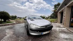 Cinzento Usado 2000 Peugeot 206 Citadino | € 1.700 (Bom preço)