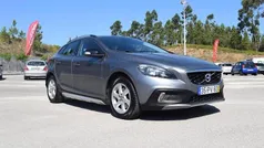 Cinzento Usado 2015 Volvo V40 CC Carrinha | € 14.900 (Preço justo)