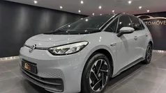 Cinzento Usado 2023 VW ID.3 Pro Citadino | € 27.290 (Preço justo)
