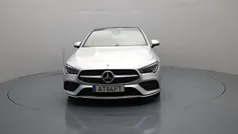 Cinza Usado 2022 Mercedes CLA180 AMG line Sedan | € 37.690 (Preço justo)