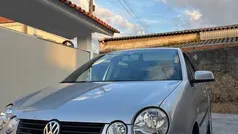Cinzento Usado 2002 VW Polo Sedan | € 2.600 (Preço justo)