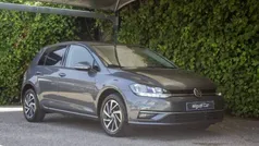 Cinzento Usado 2019 VW Golf VII Citadino | € 20.900 (Preço justo)
