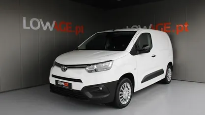 Usado Toyota Proace City City 102 HP (75 kW) 2021 Branco Monovolume