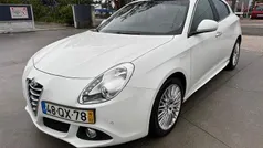Branco Usado 2016 Alfa Romeo Giulietta Citadino | € 9.750 (Preço justo)