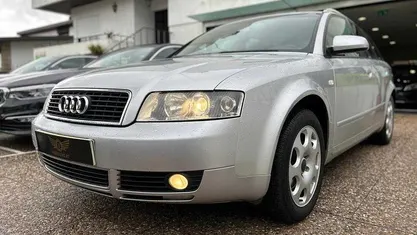 Cinzento Usado 2003 Audi A4 Carrinha | € 7.950 (Preço justo)