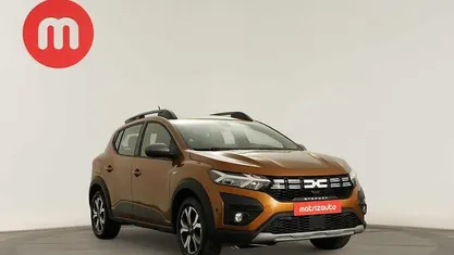 Outra Usado 2023 Dacia Sandero | € 15.999 (Preço justo)