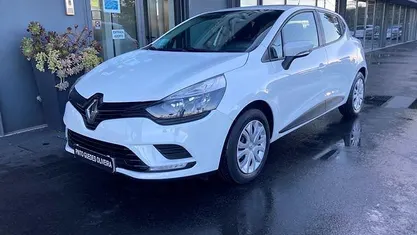 Branco Usado 2016 Renault Clio IV | € 8.990 (Bom preço)